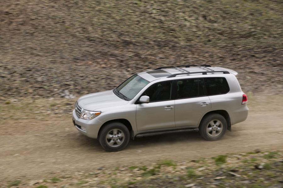  Toyota Land Cruiser 200 2009 года  (фото 37 из 83)